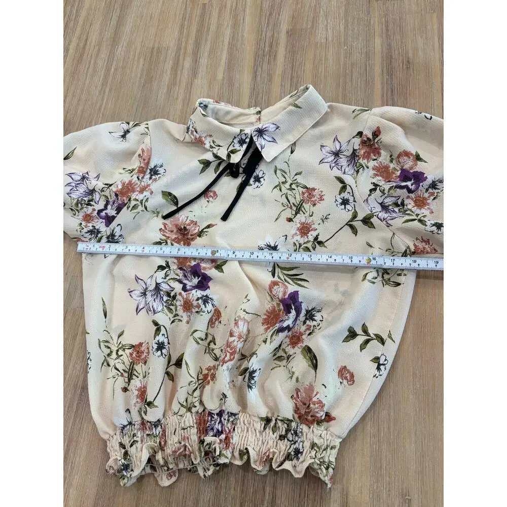 Moa Moa Off White Floral Collared Blouse with Tie Size M - Picture 7 of 10